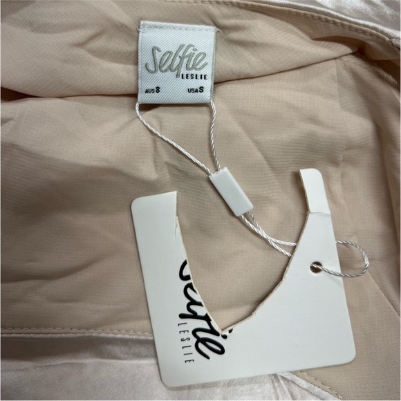 Selfie Leslie NWOT champagne satin slip dress - Picture 8 of 12